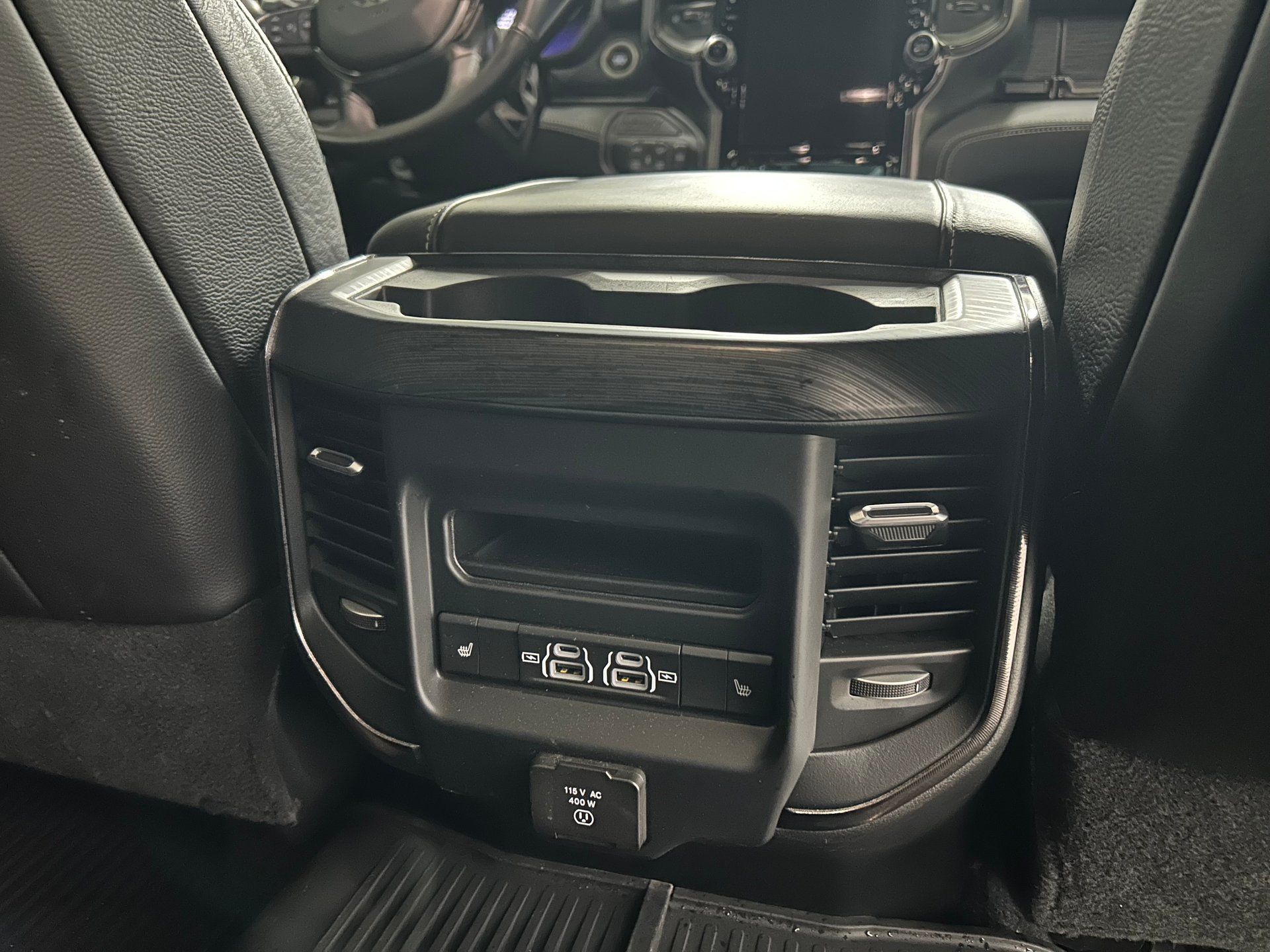 RAM 2500 2024 - Image 17