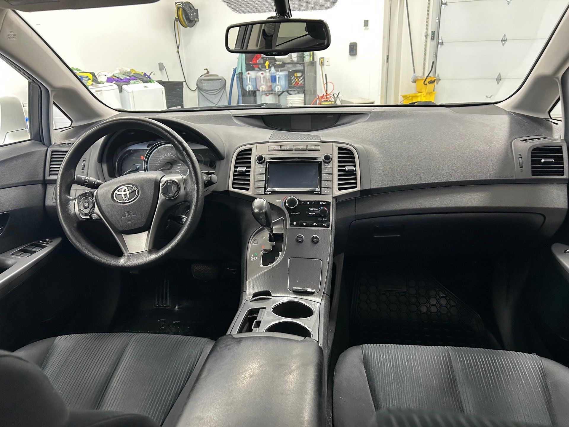 Toyota Venza 2015 - Image 15