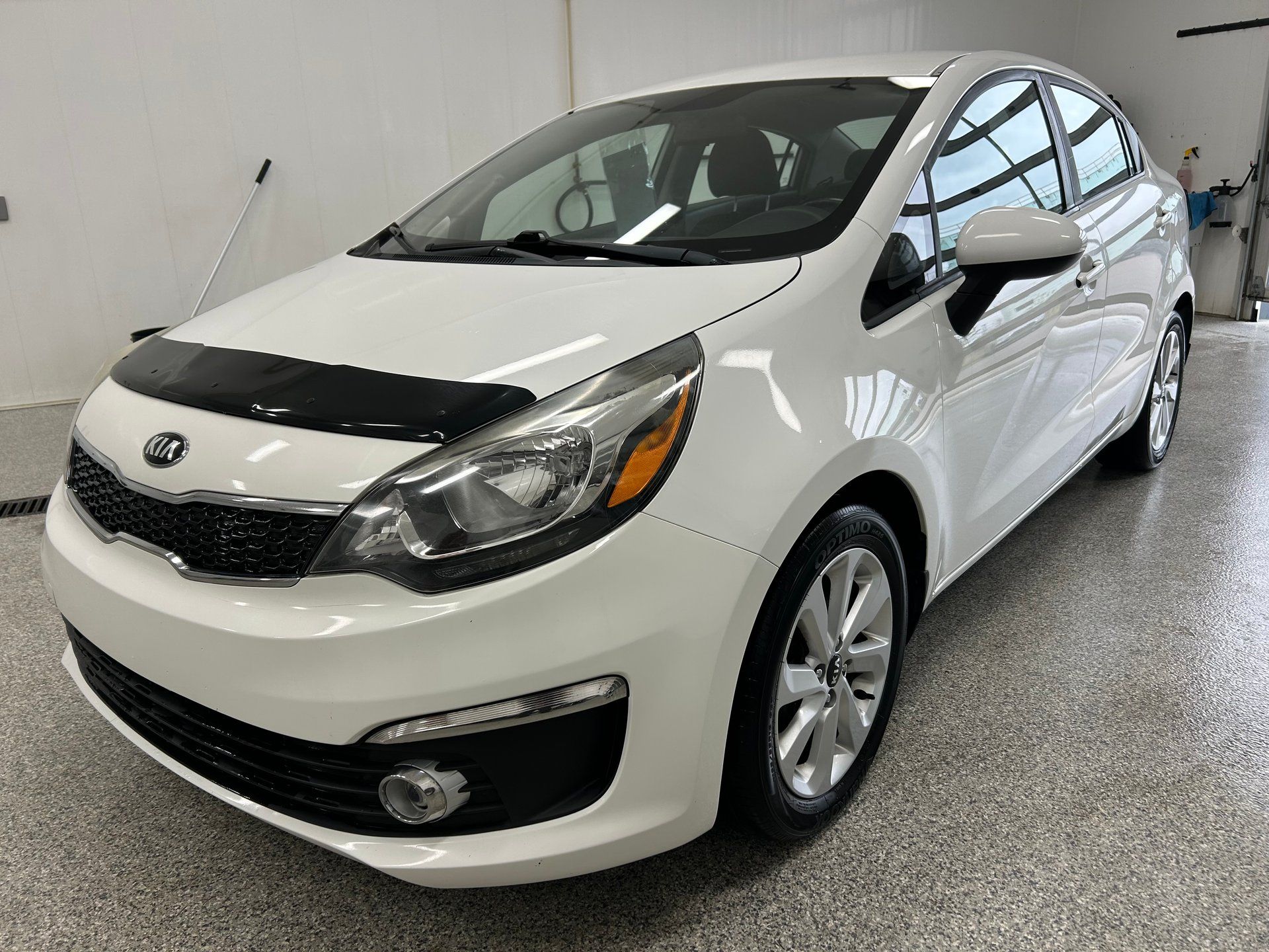 Kia Rio 2017 - Image 1