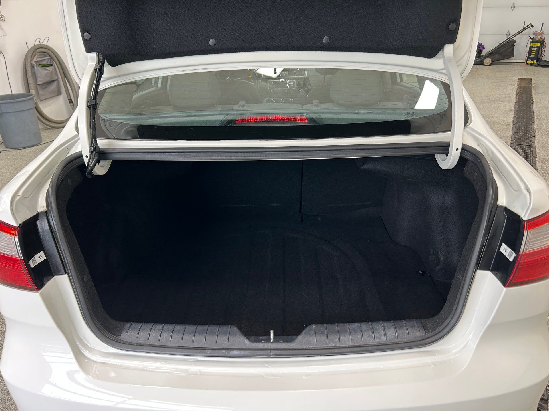 Kia Rio 2017 - Image 14