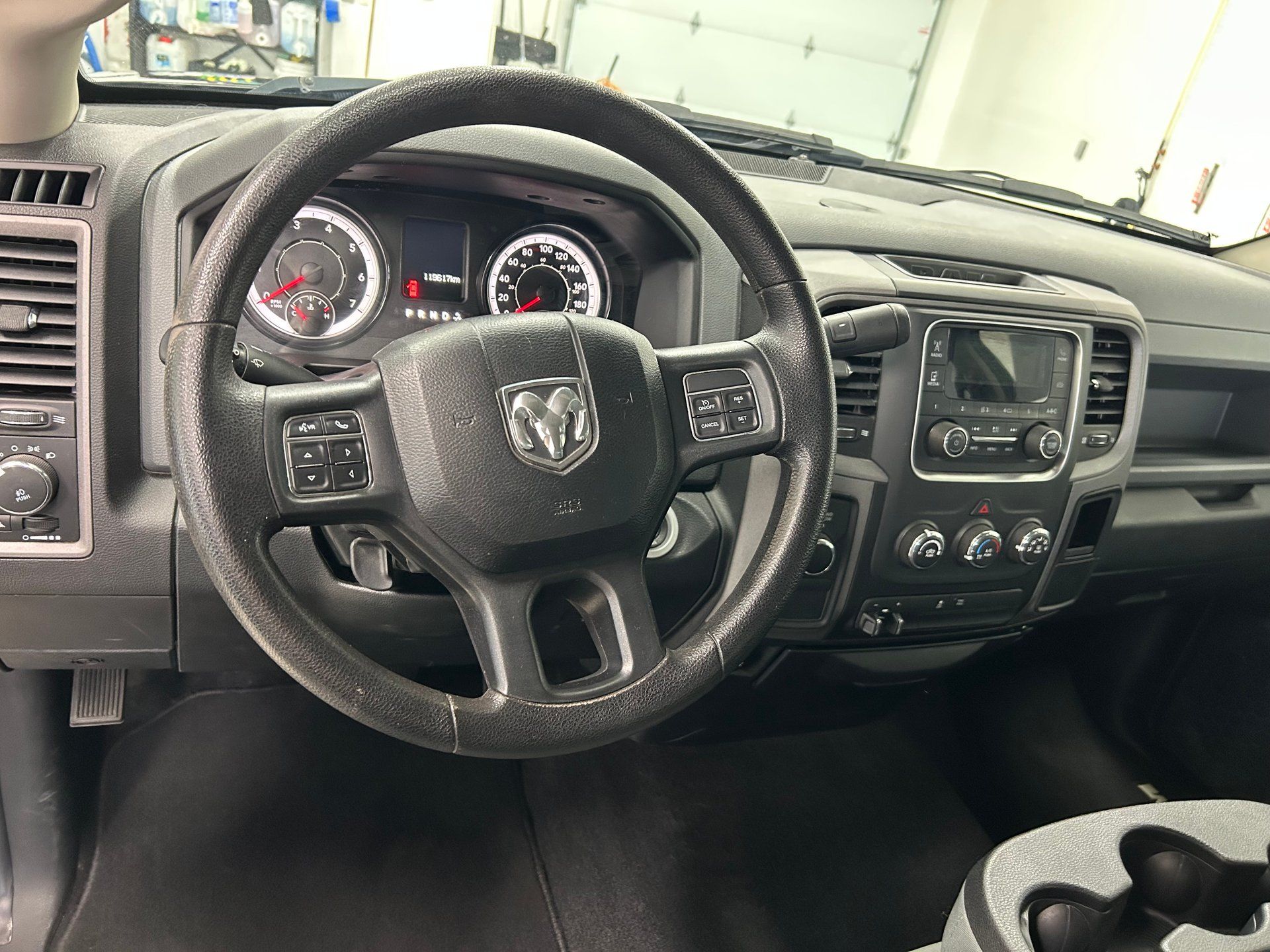 Ram 1500 2018 - Image 10