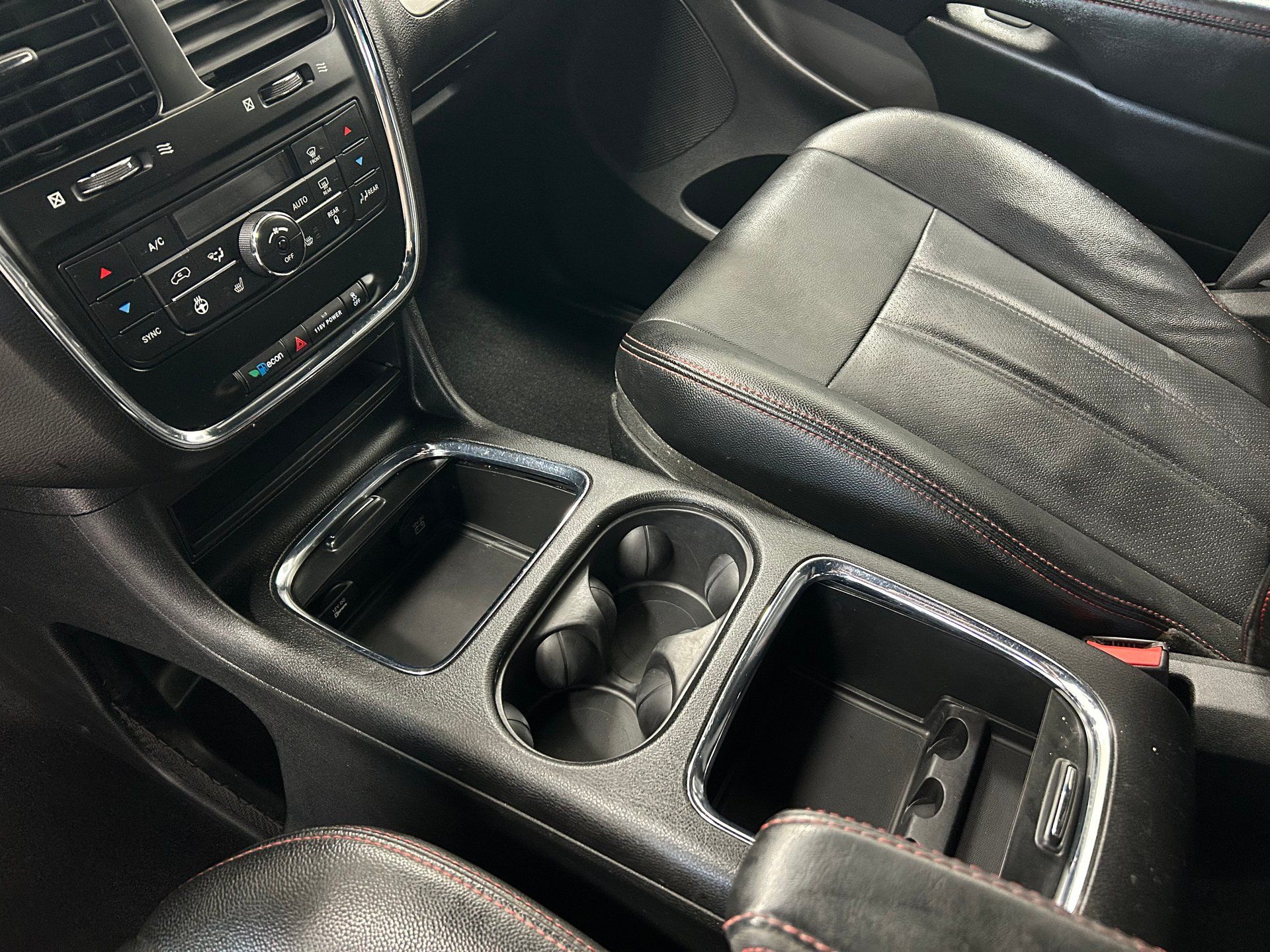 Dodge Grand Caravan 2019 - Image 13