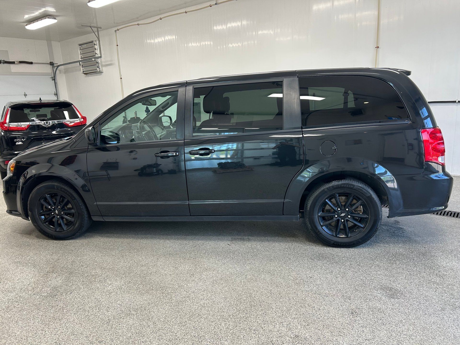 Dodge Grand Caravan 2019 - Image 3
