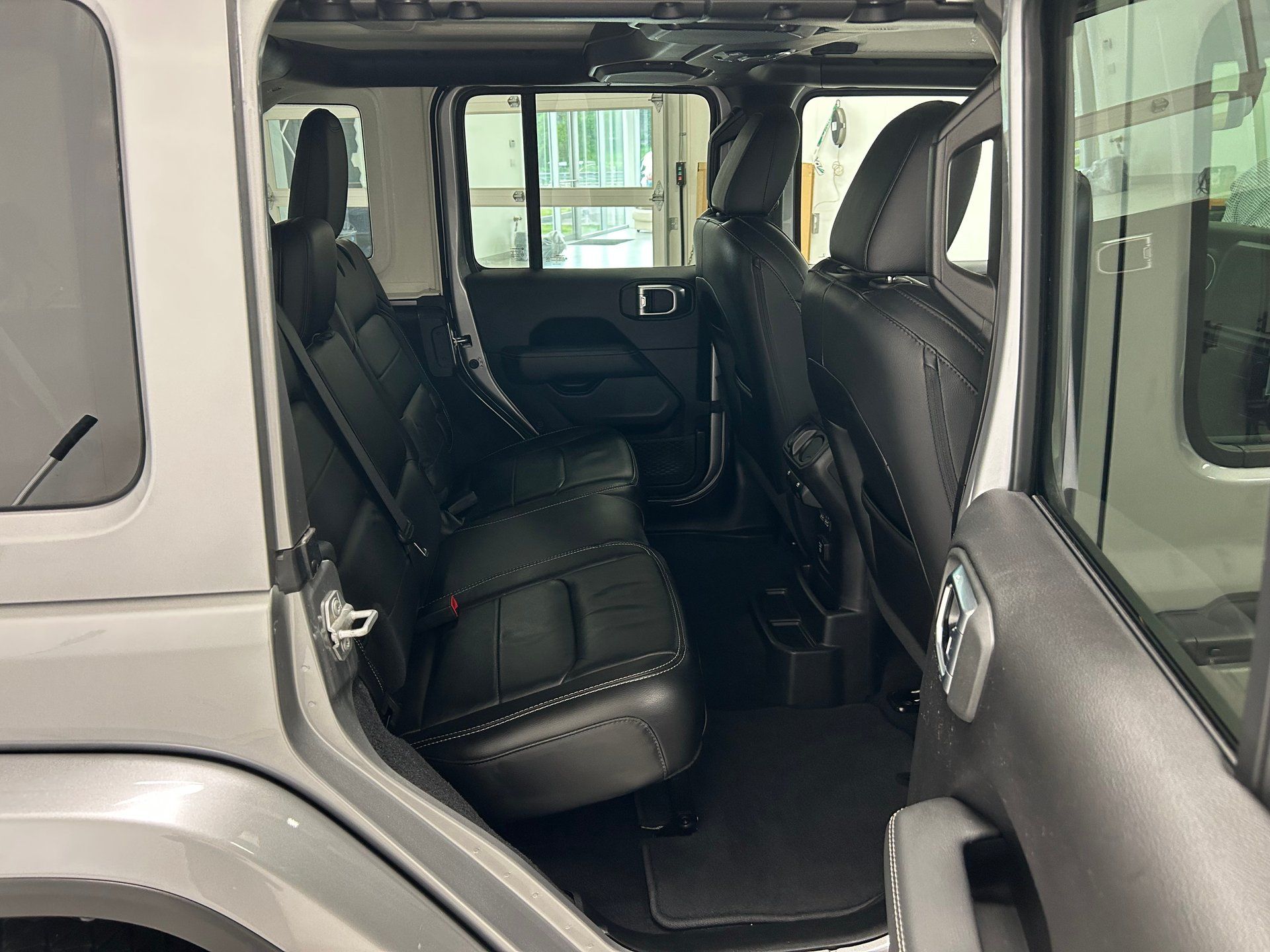 Jeep Wrangler Unlimited 2019 - Image 16