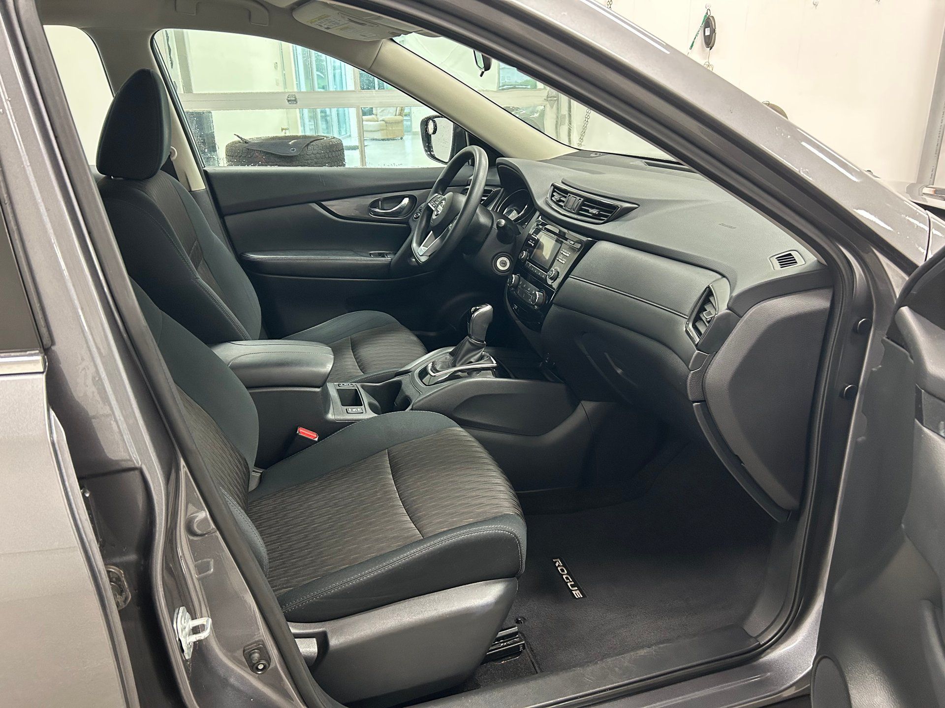 Nissan Rogue 2017 - Image 17