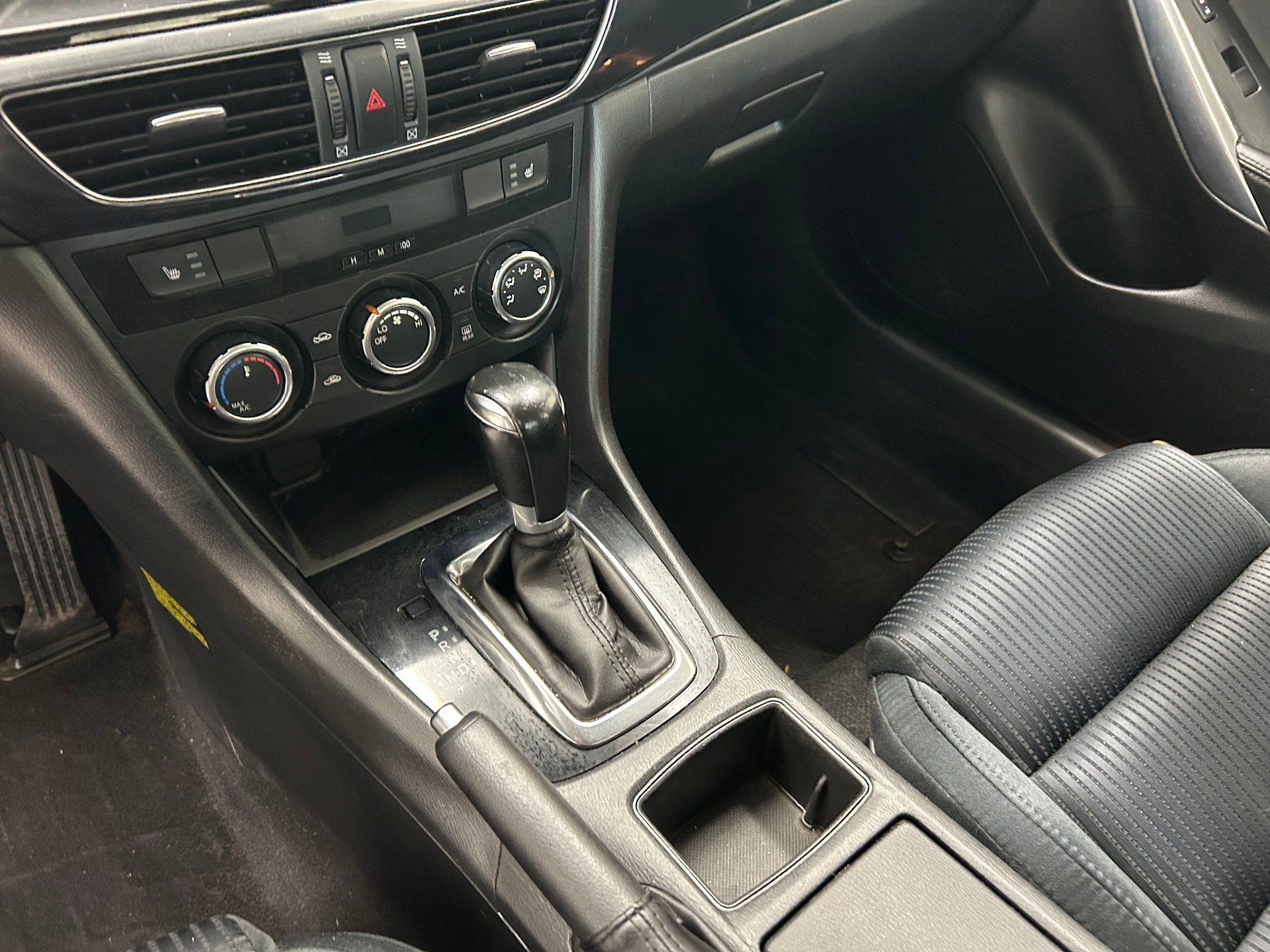 Mazda Mazda6 2015 - Image 11