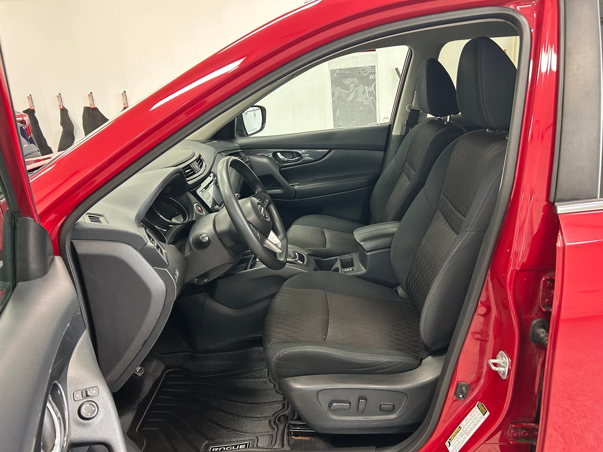 Nissan Rogue 2017 - Image 9