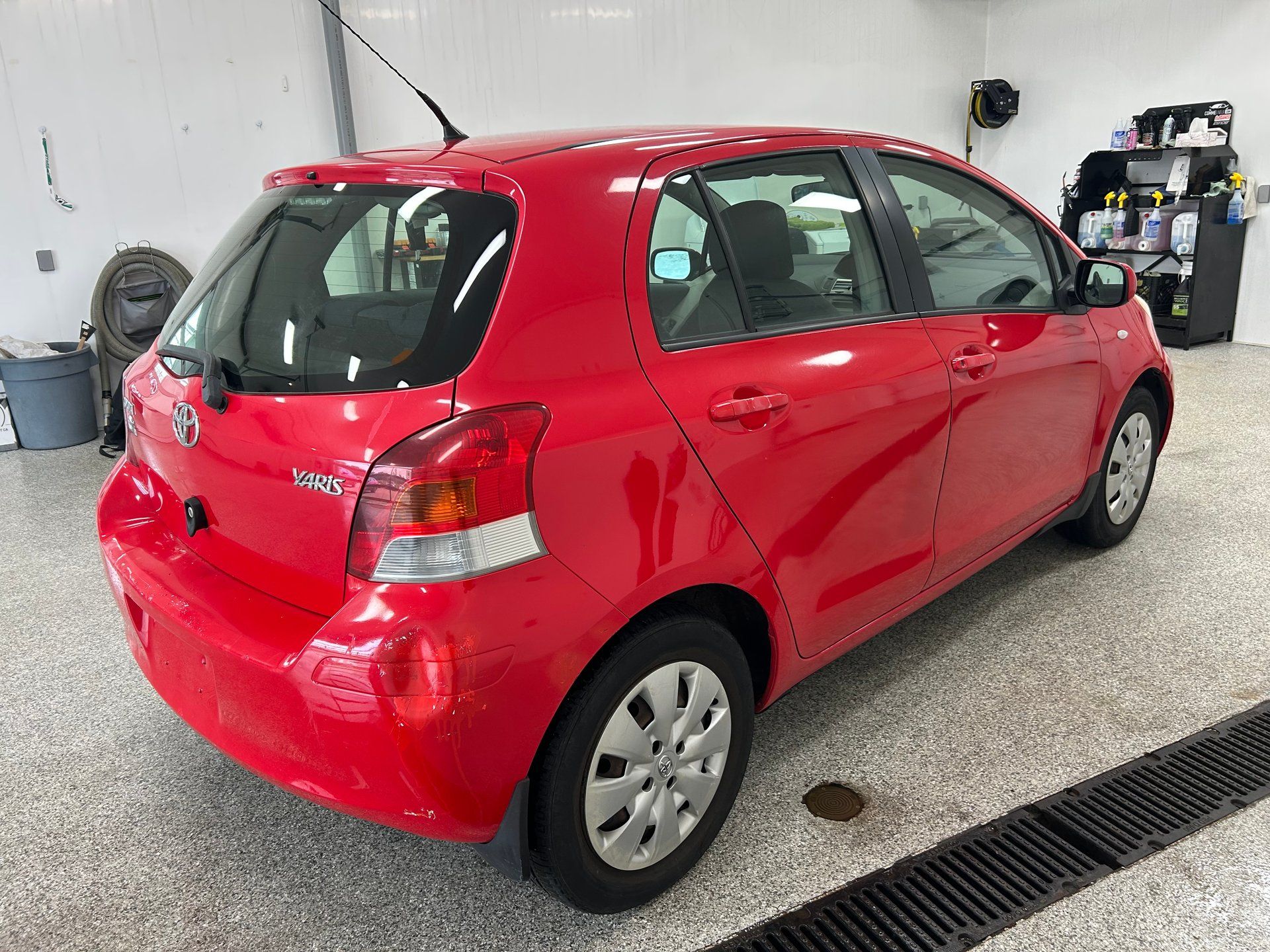 Toyota Yaris 2010 - Image 6