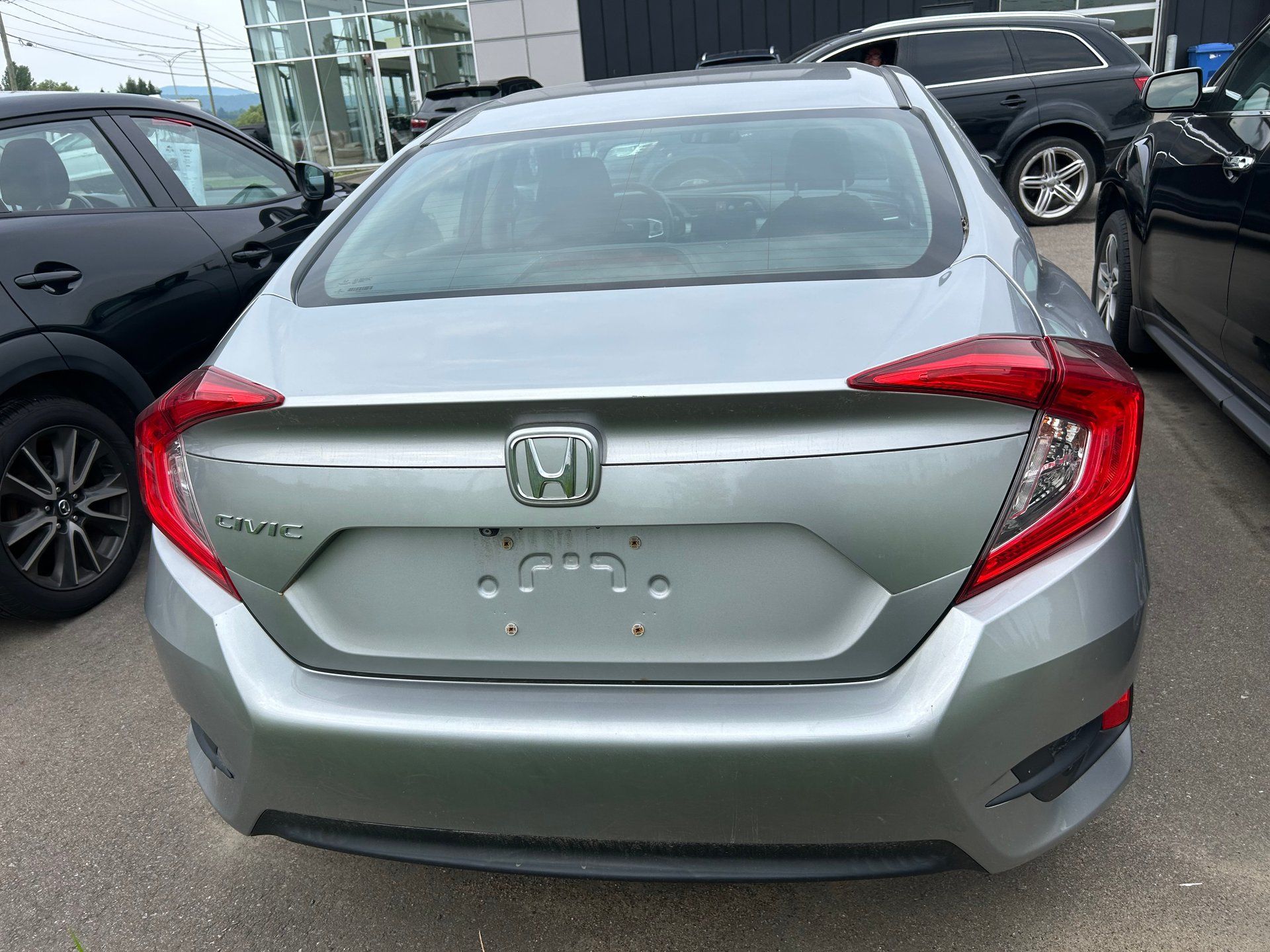 Honda Civic 2016 - Image 4