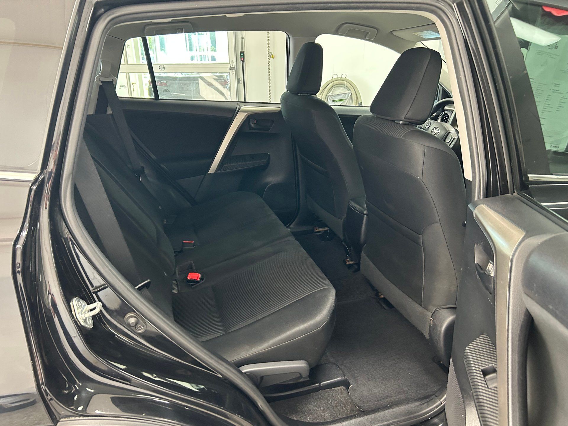 Toyota RAV4 2014 - Image 15