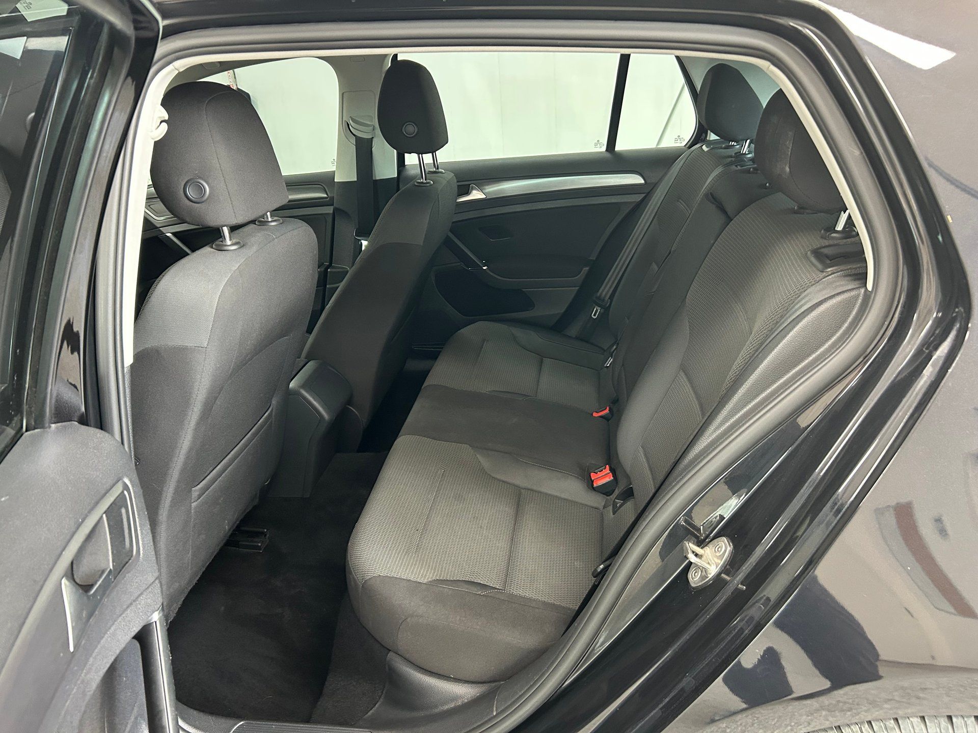 Volkswagen Golf 2018 - Image 14
