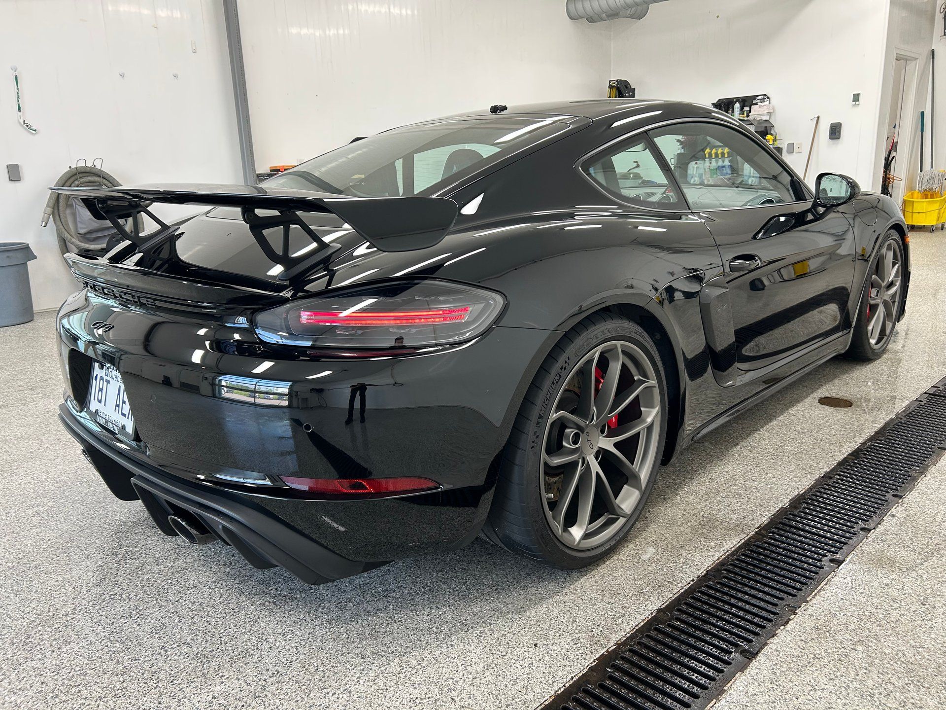 Porsche 718 Cayman 2022 - Image 3
