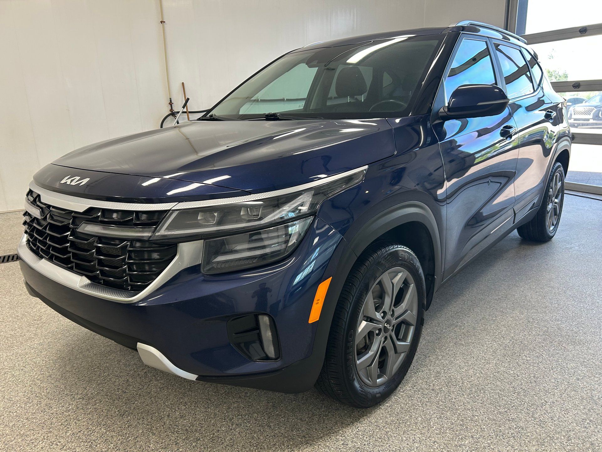 Kia Seltos 2024 - Image 1