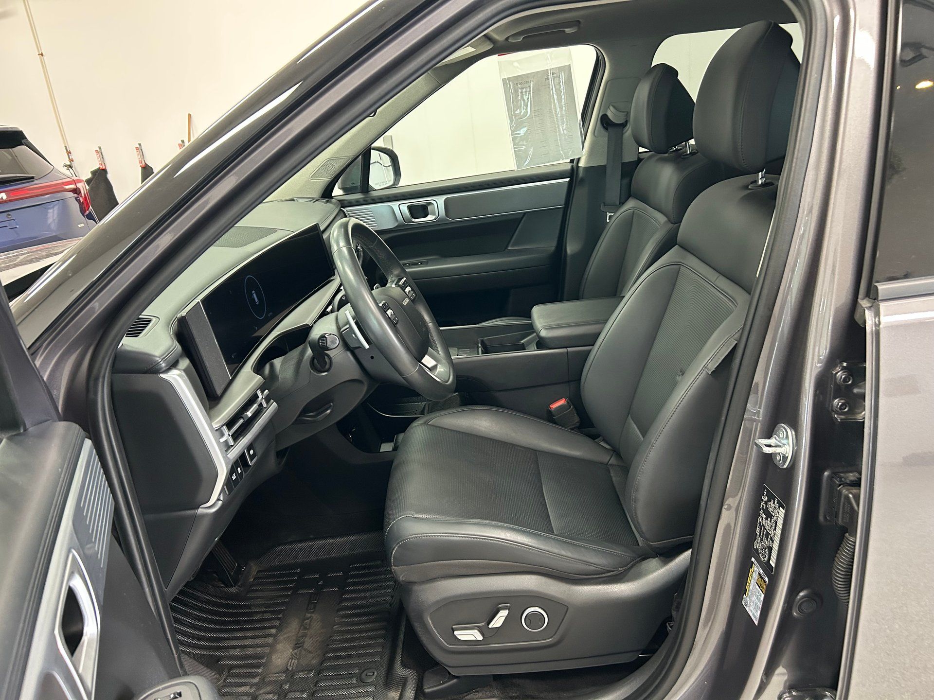 Hyundai Santa Fe 2024 - Image 9