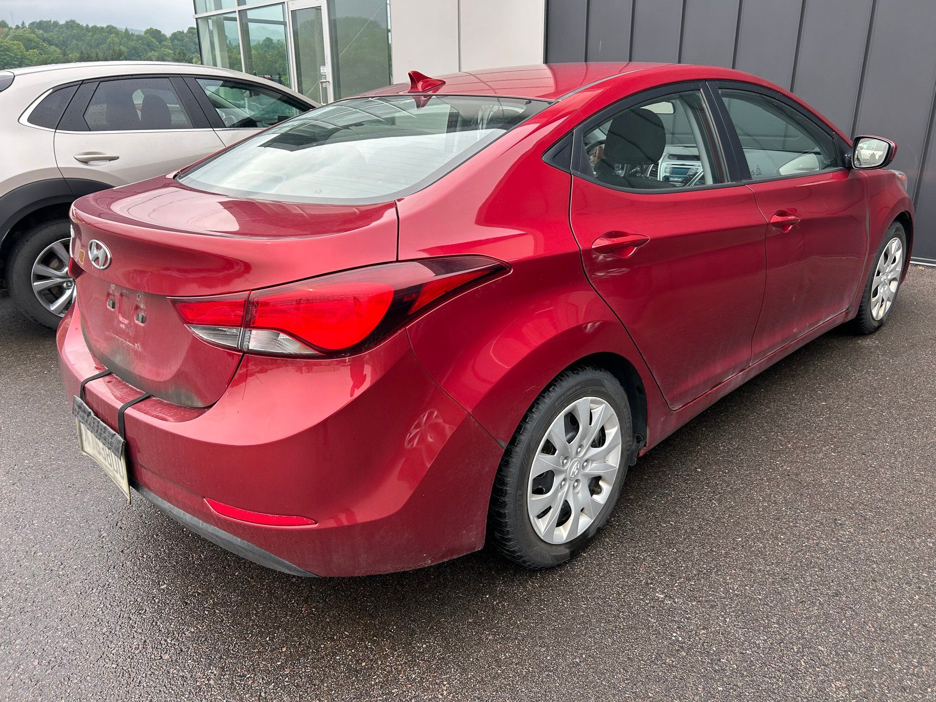 Hyundai Elantra 2015 - Image 3