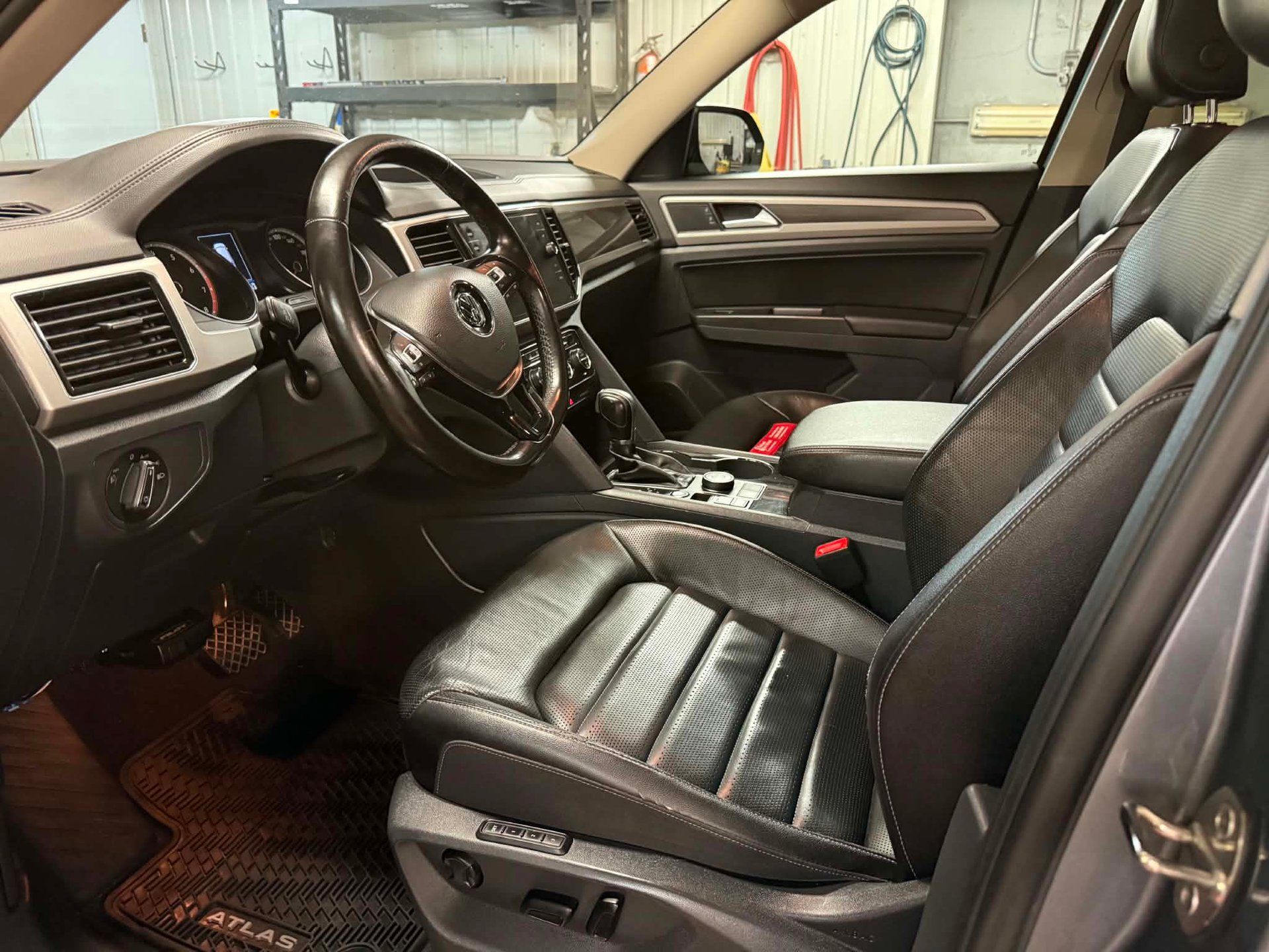 Volkswagen Atlas 2018 - Image 11