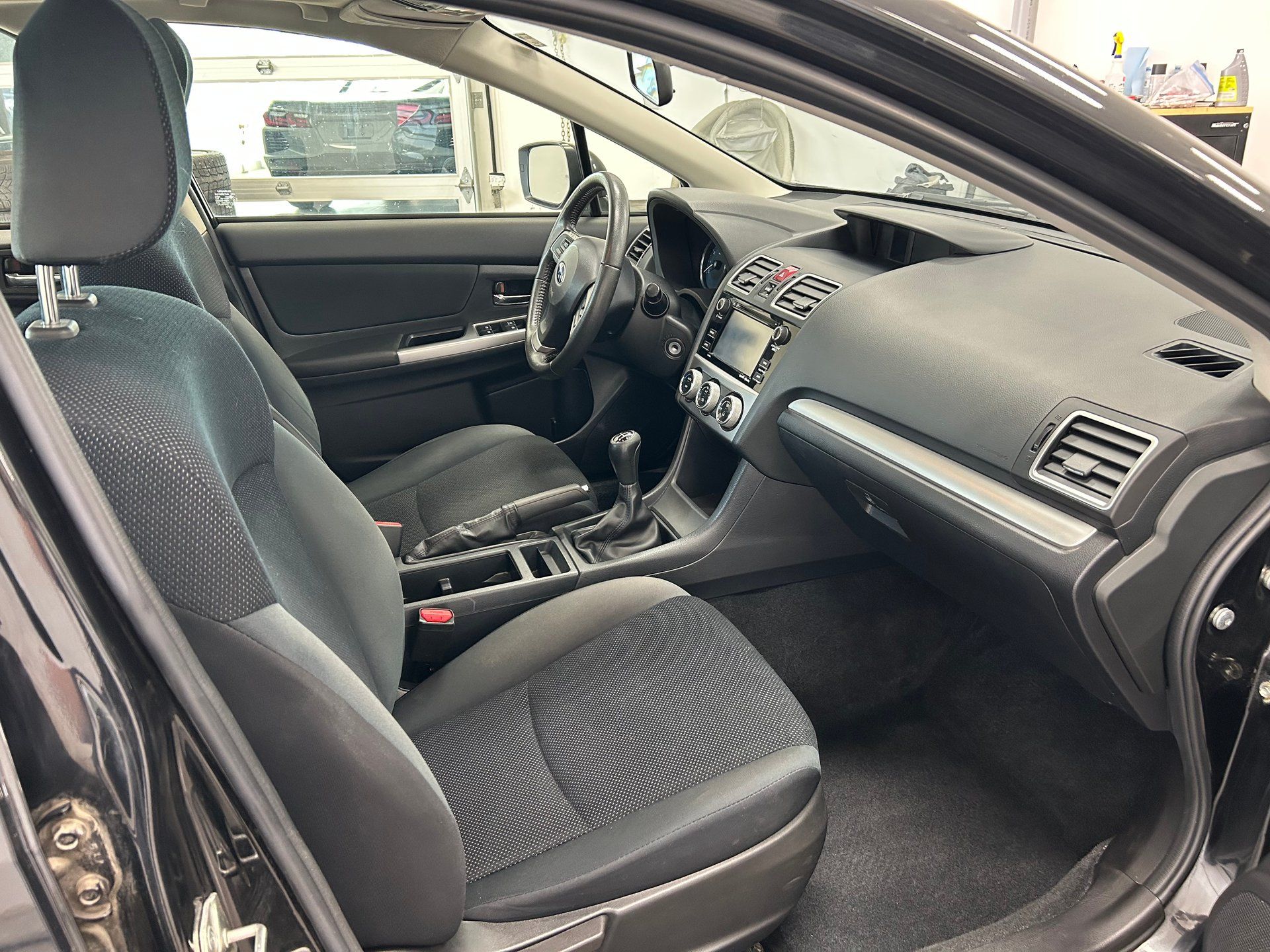 Subaru Impreza 2016 - Image 18