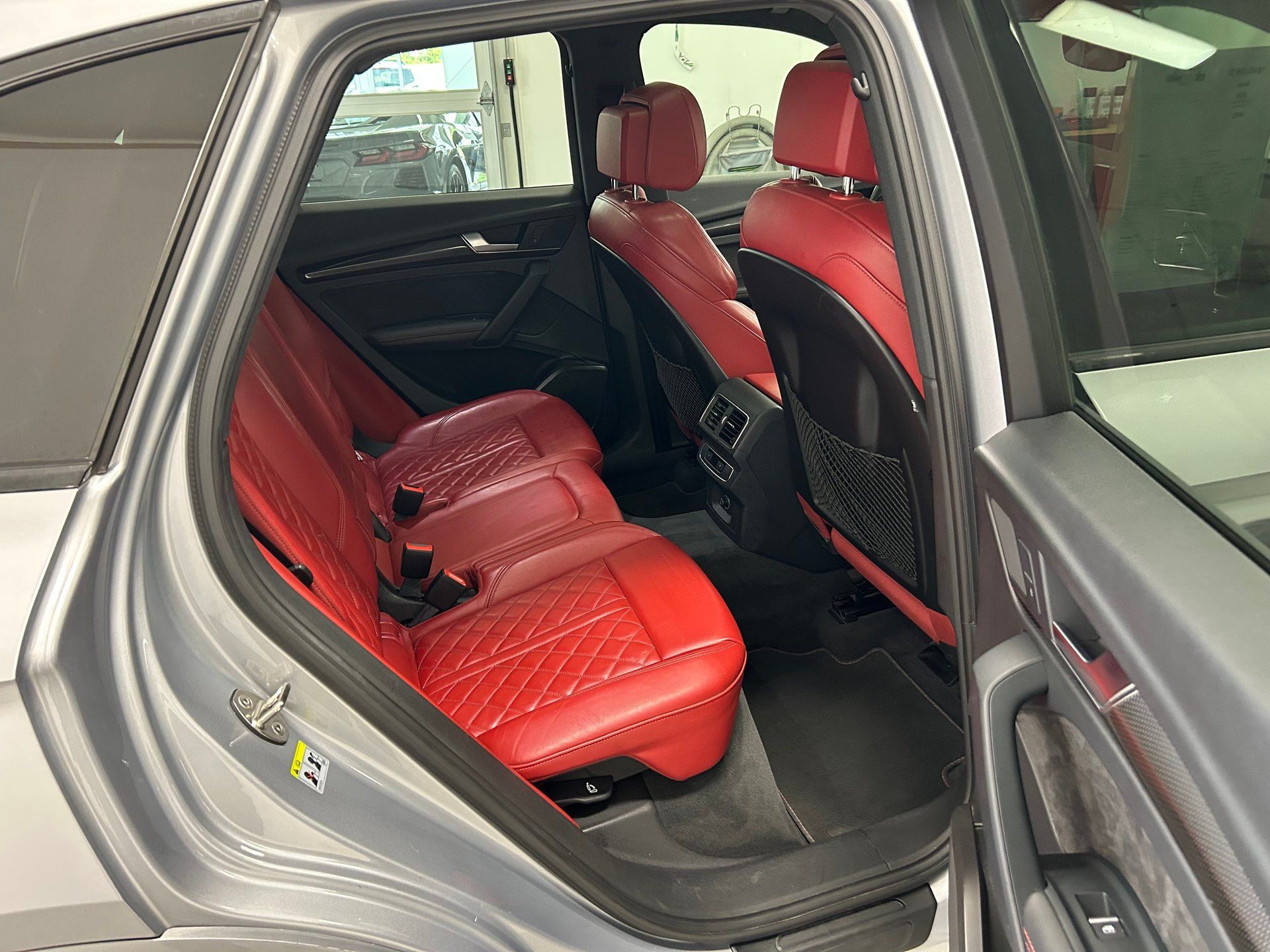 Audi SQ5 2018 - Image 16