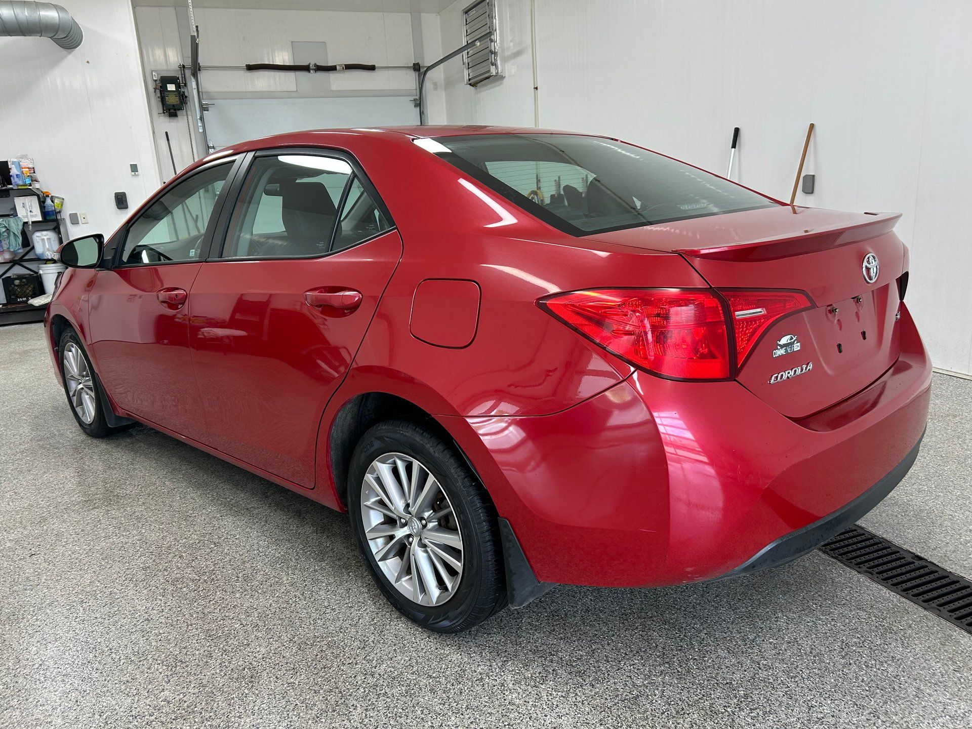 Toyota Corolla 2017 - Image 4