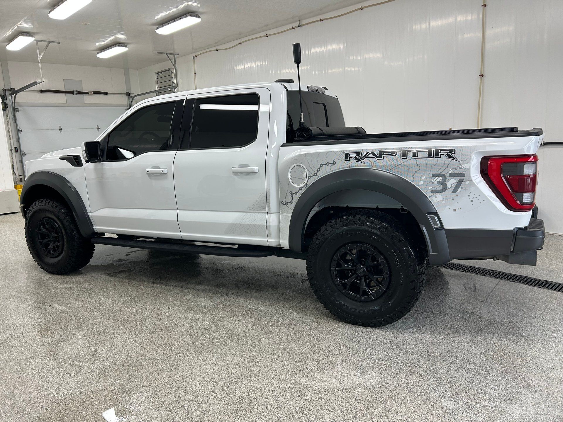 Ford F-150 2023 - Image 3