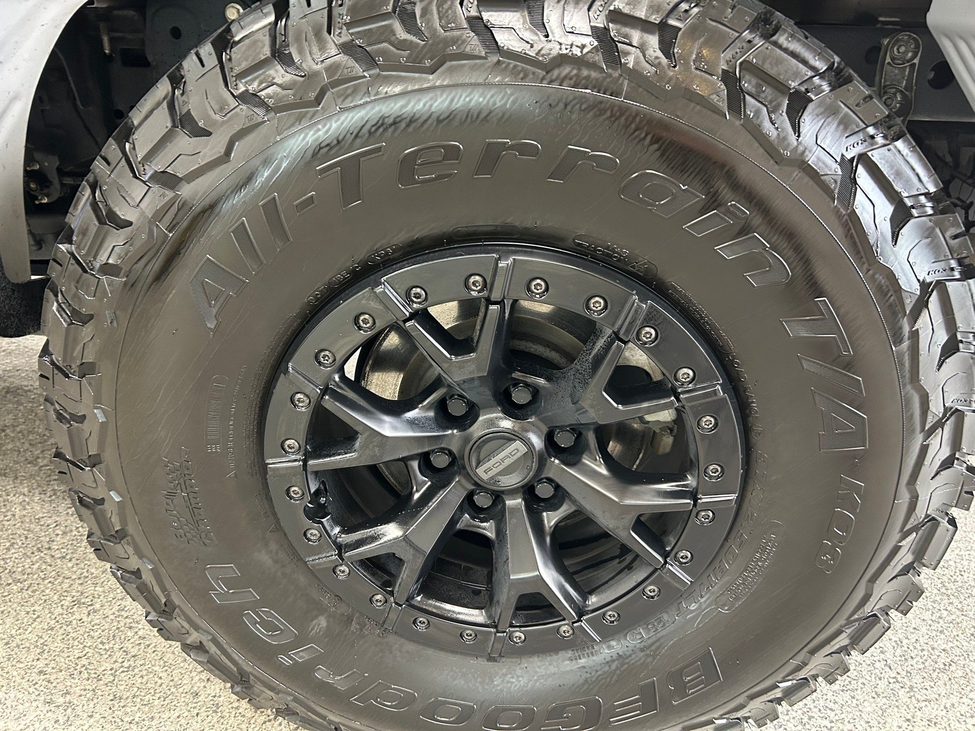 Ford F-150 2023 - Image 18