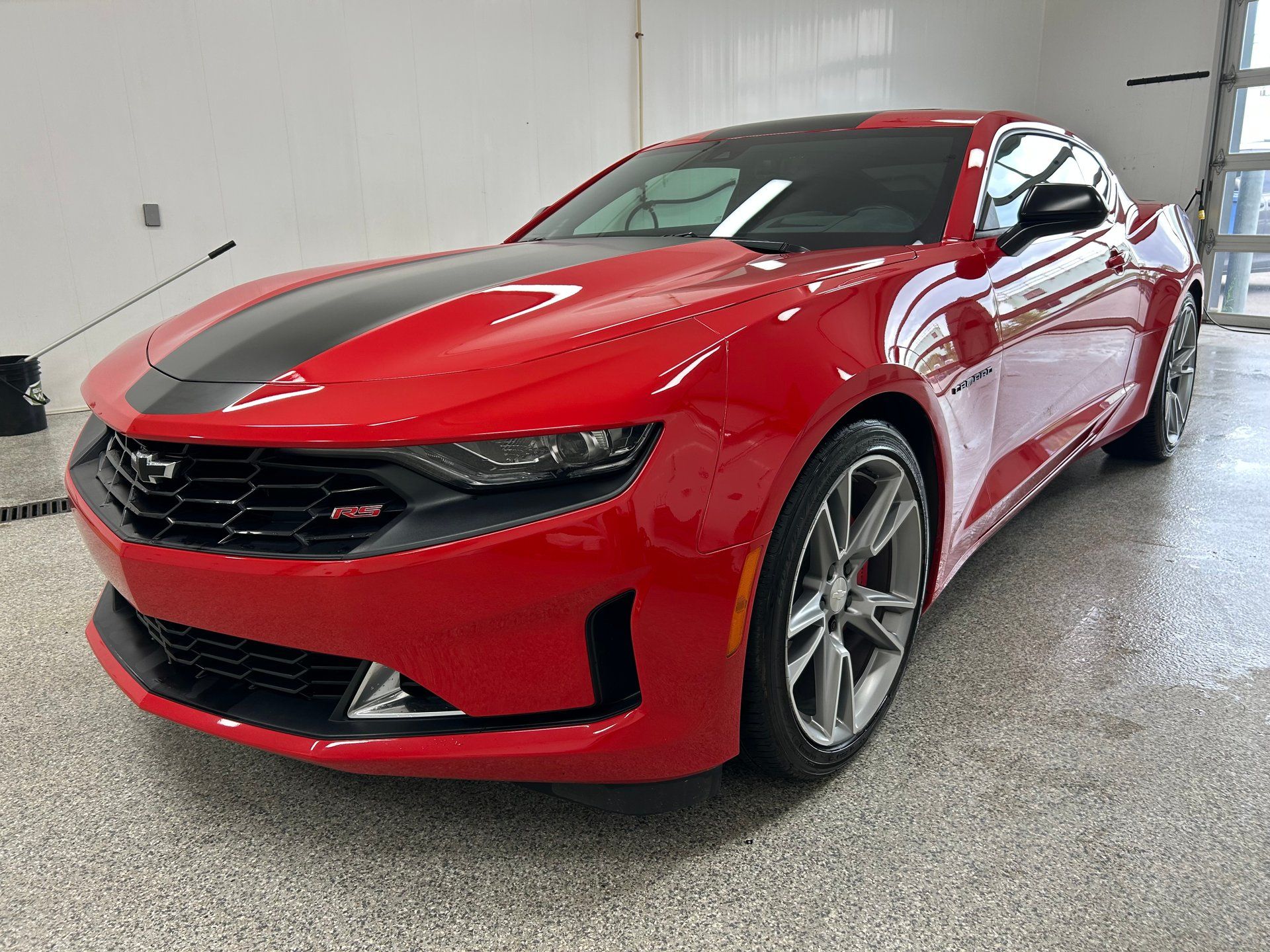 Chevrolet Camaro 2024 - Image 1