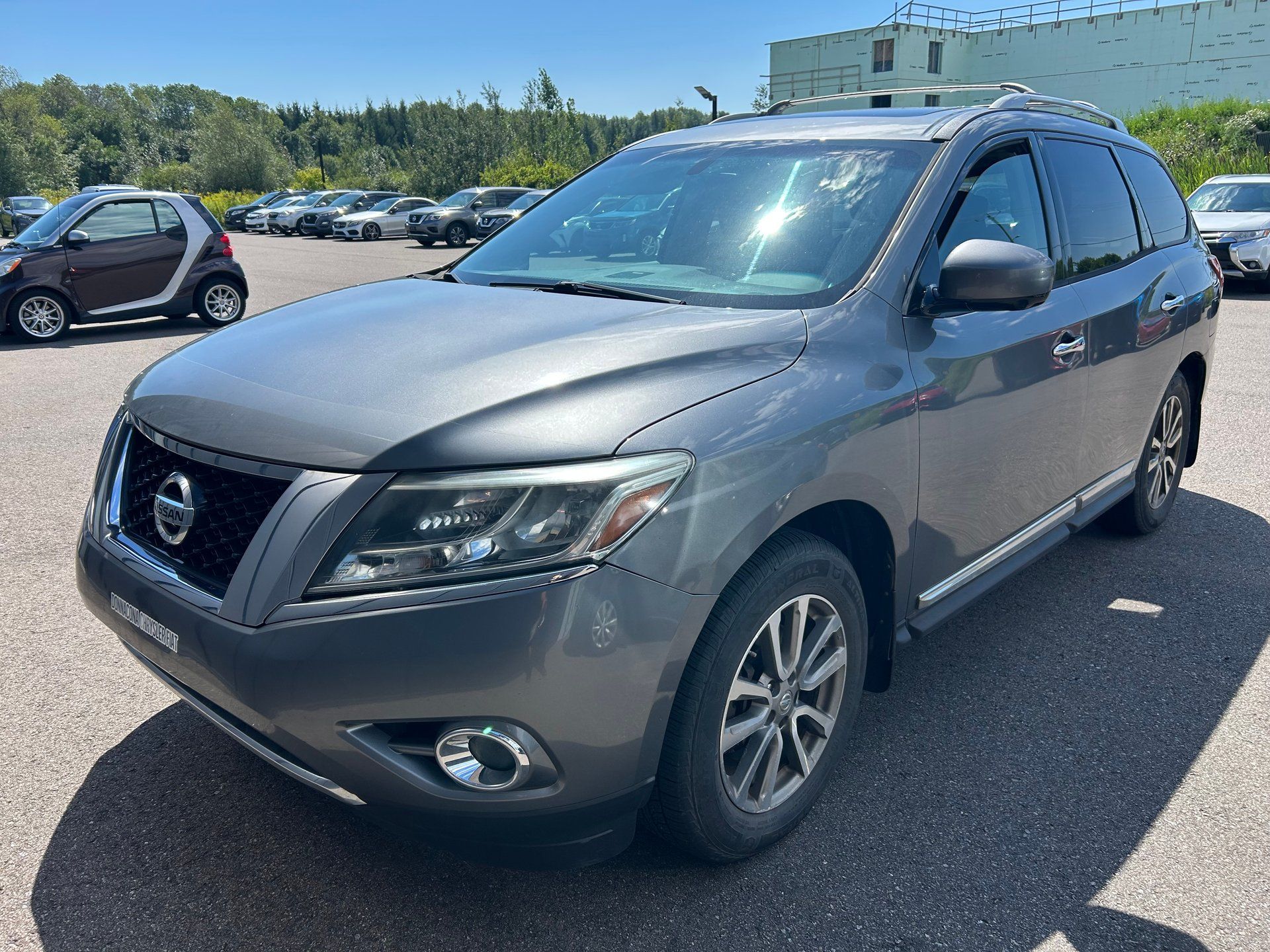 Nissan Pathfinder 2015 - Image 1