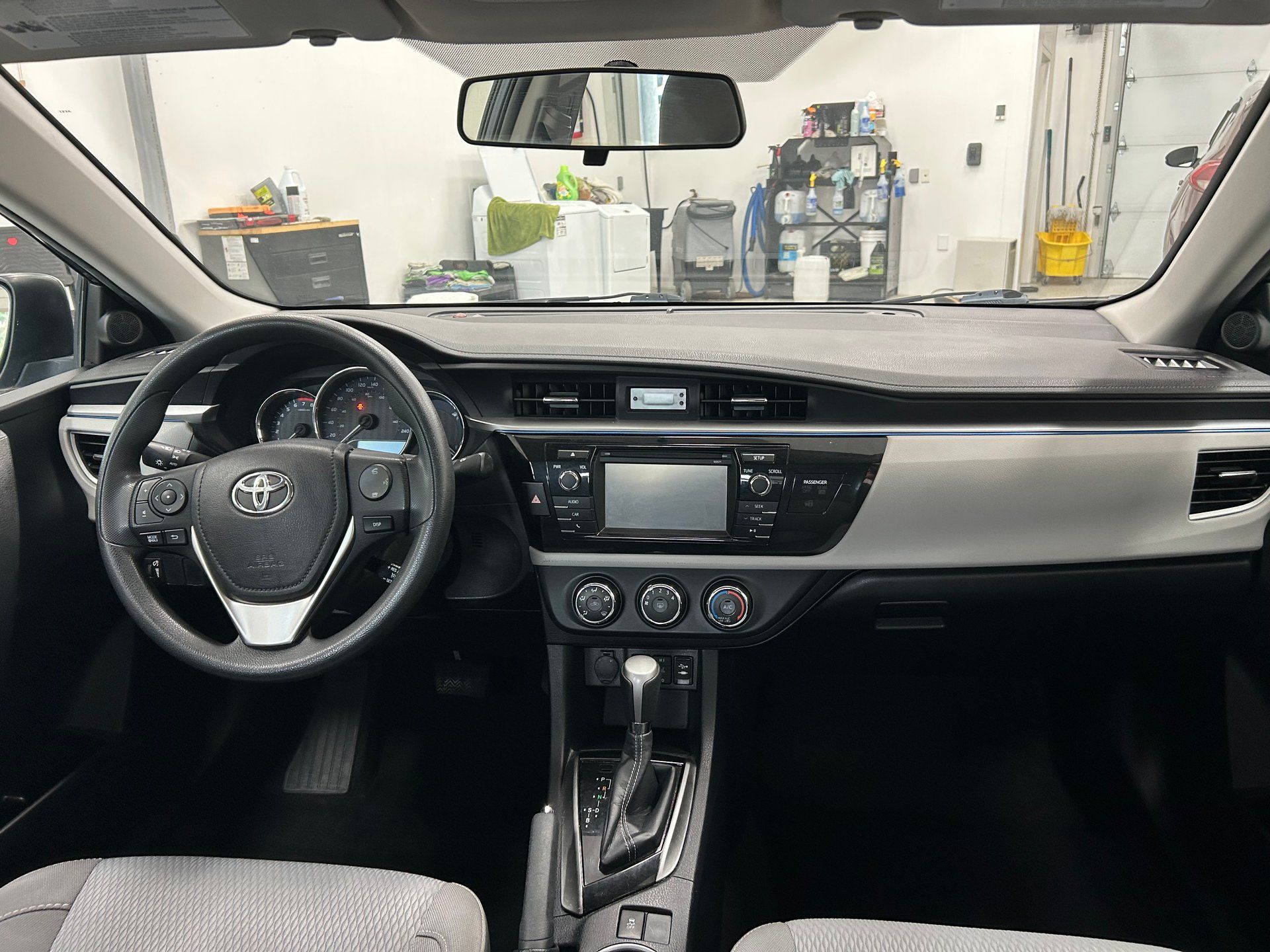 Toyota Corolla 2016 - Image 15
