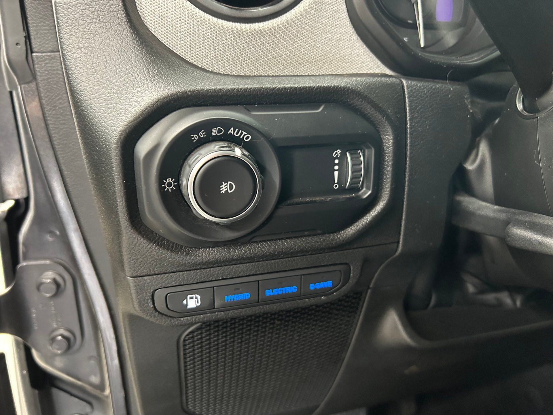 Jeep Wrangler 4xe 2024 - Image 11 