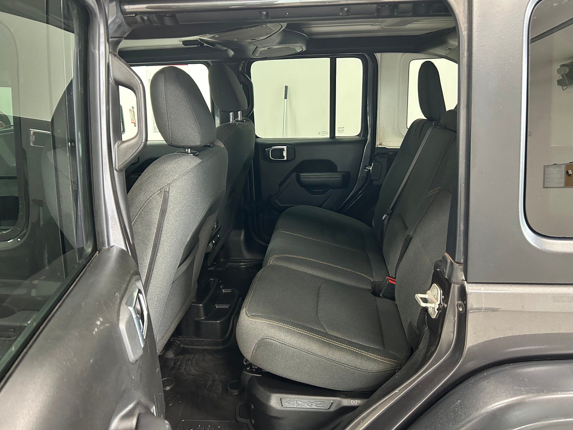 Jeep Wrangler 4xe 2024 - Image 14 