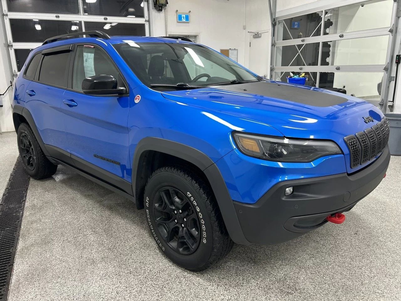 Jeep Cherokee 2023 - Image 15