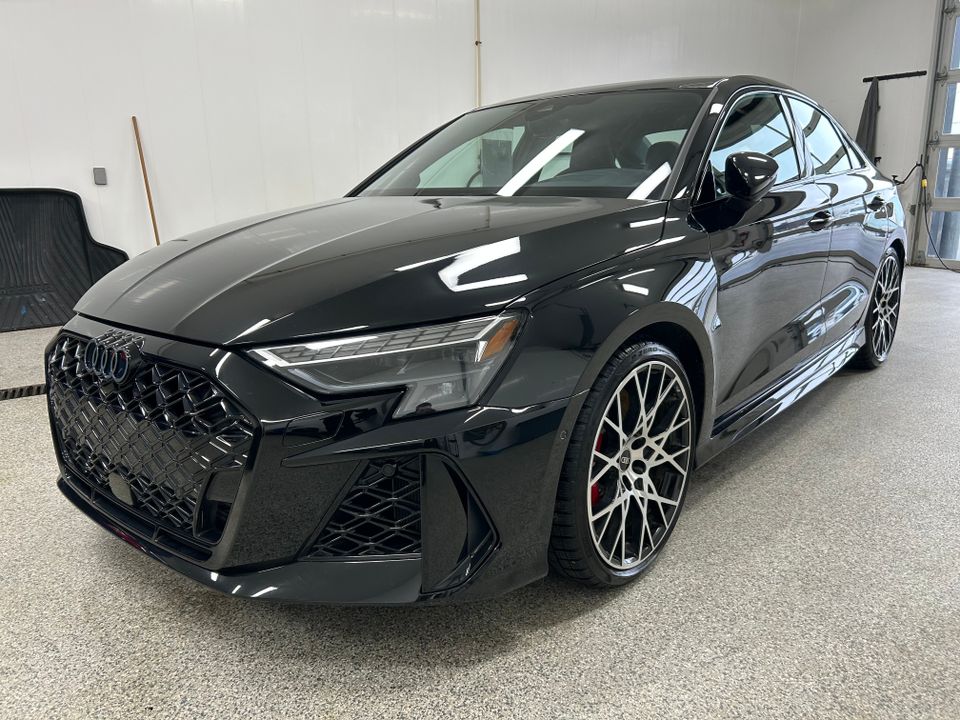 Audi RS 3 Sedan 2025 - Image 1