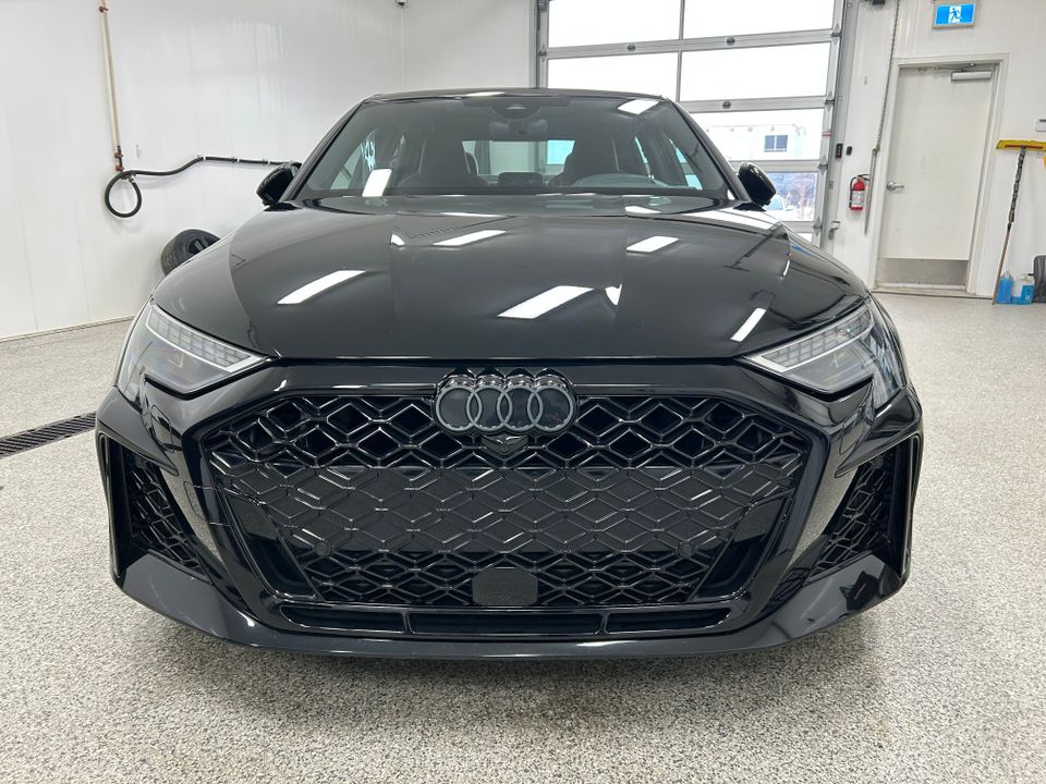 Audi RS 3 Sedan 2025 - Image 8