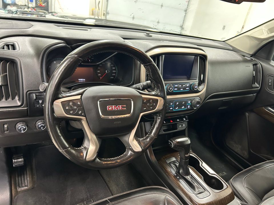 GMC Canyon 2017 - Image 11