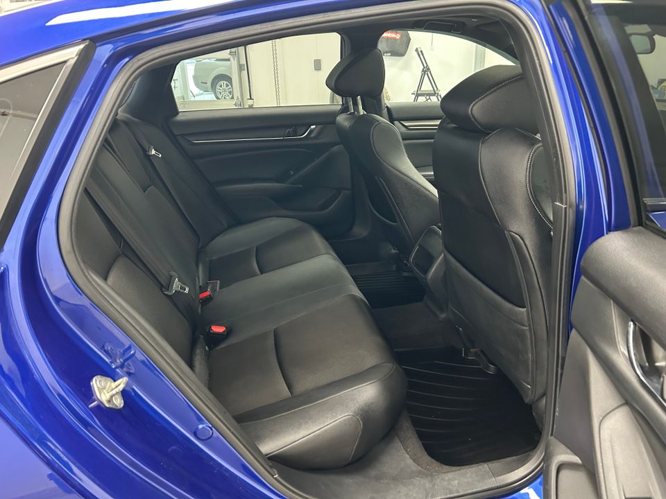 Honda Accord 2019 - Image 16