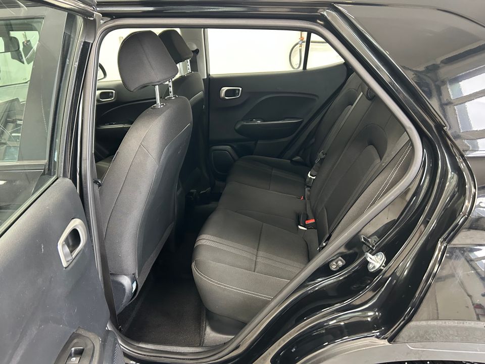 Hyundai Venue 2024 - Image 13
