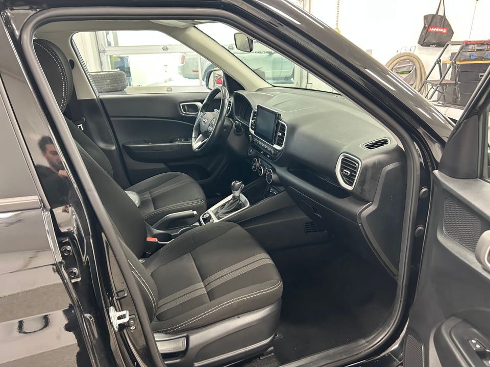 Hyundai Venue 2024 - Image 16