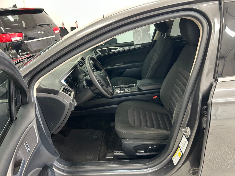 Ford Fusion 2018 - Image 9