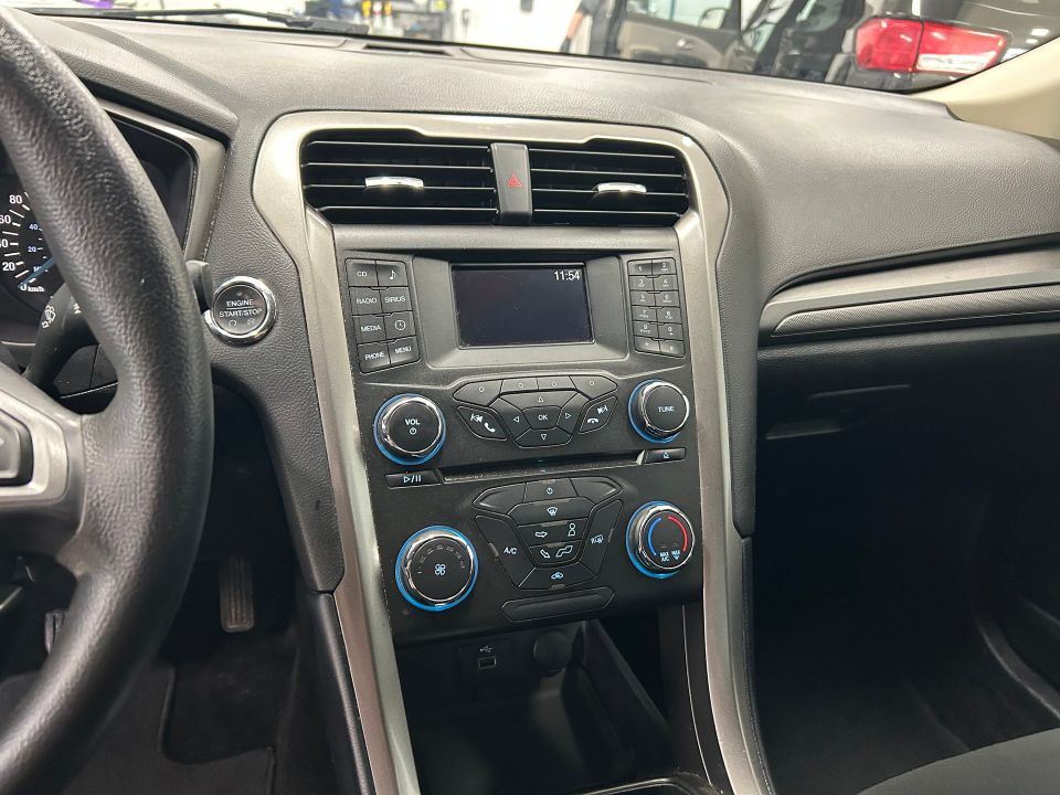 Ford Fusion 2018 - Image 11