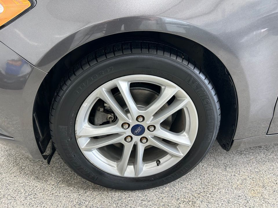 Ford Fusion 2018 - Image 2