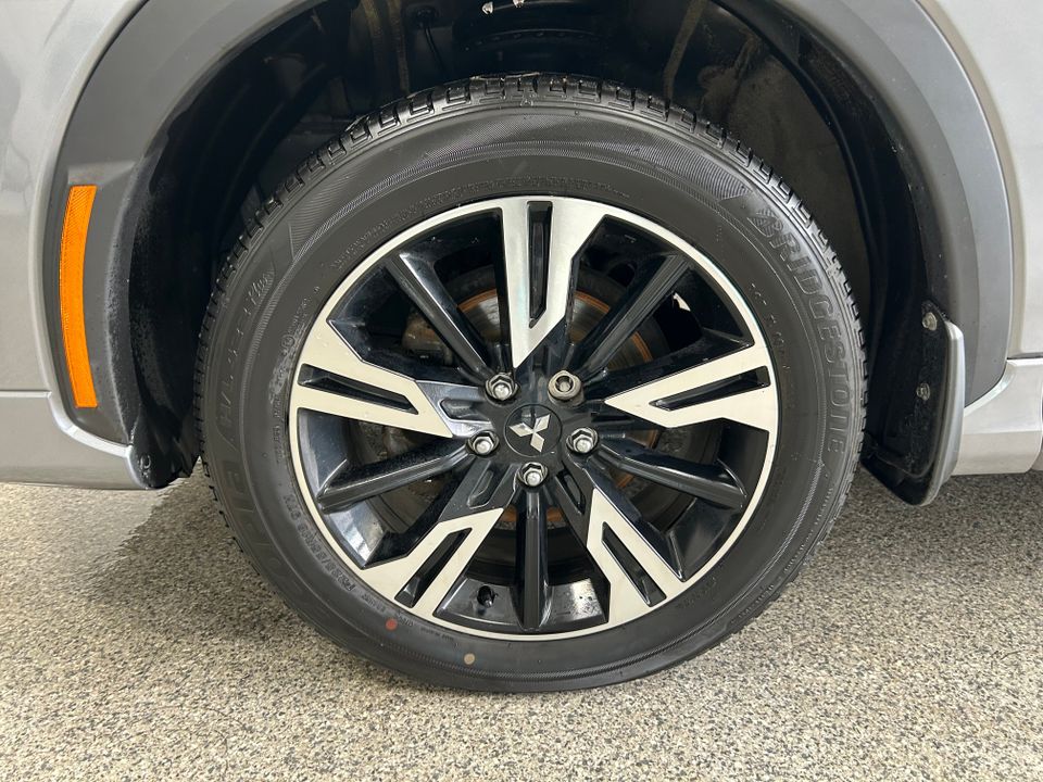 Mitsubishi Eclipse Cross 2023 - Image 2