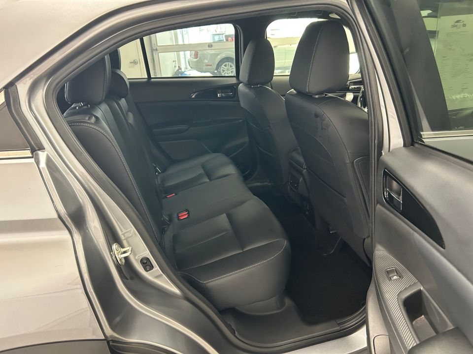 Mitsubishi Eclipse Cross 2023 - Image 17