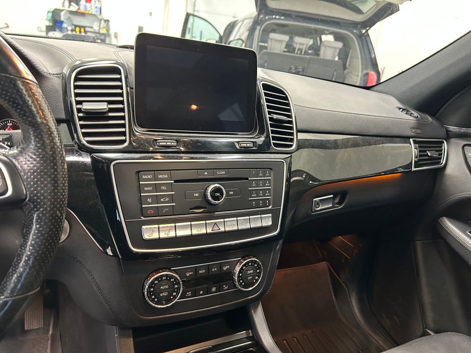 Mercedes-Benz GLE 550 2016 - Image 13