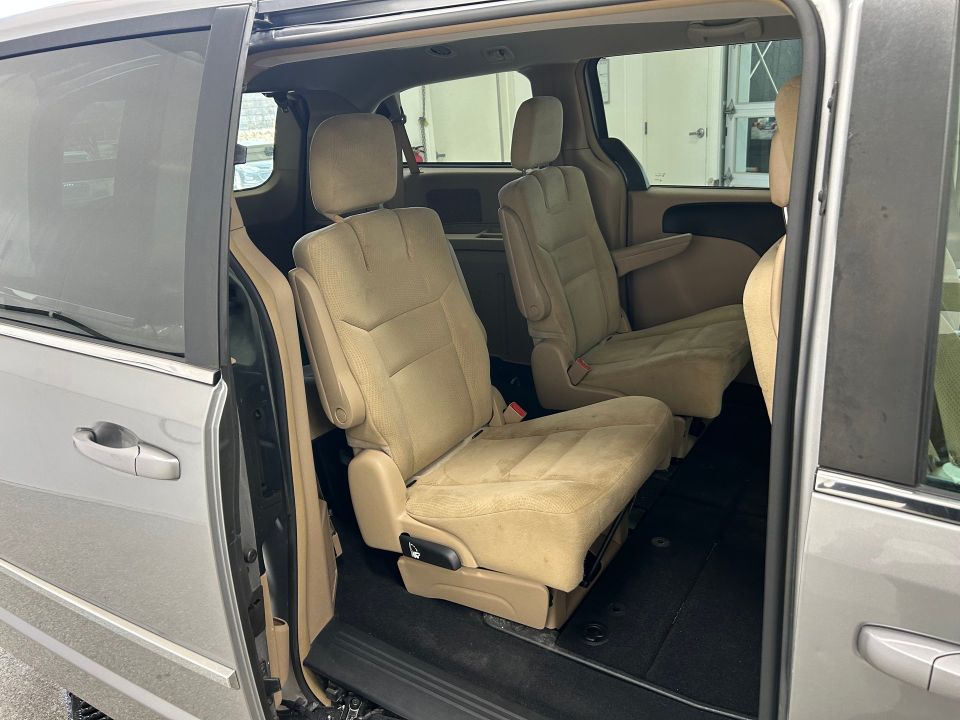 Dodge Grand Caravan 2016 - Image 16