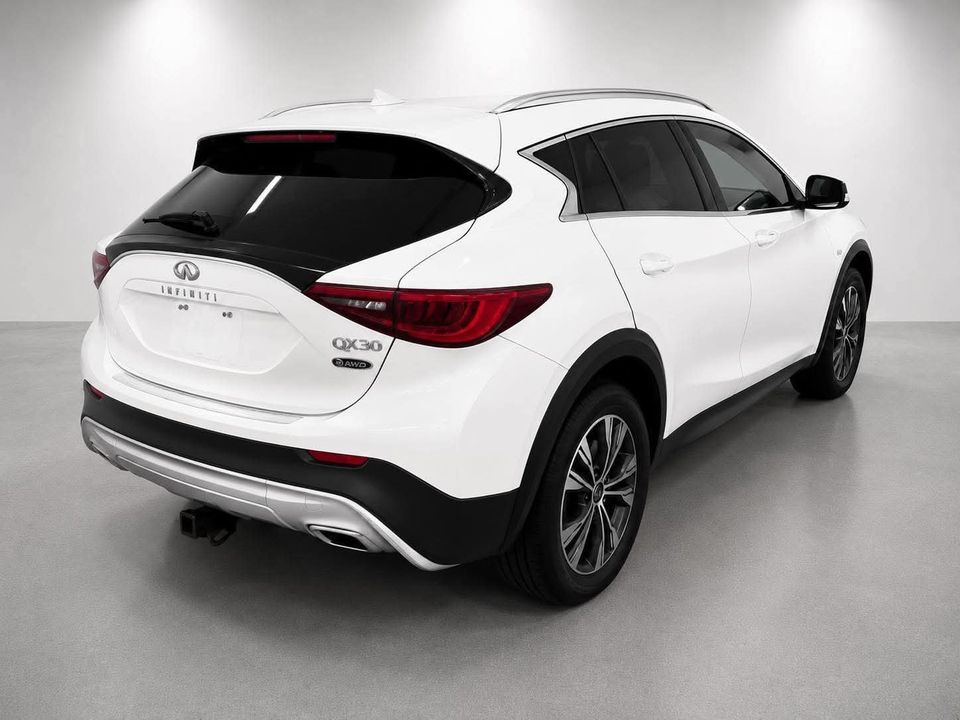 INFINITI QX30 2017 - Image 4