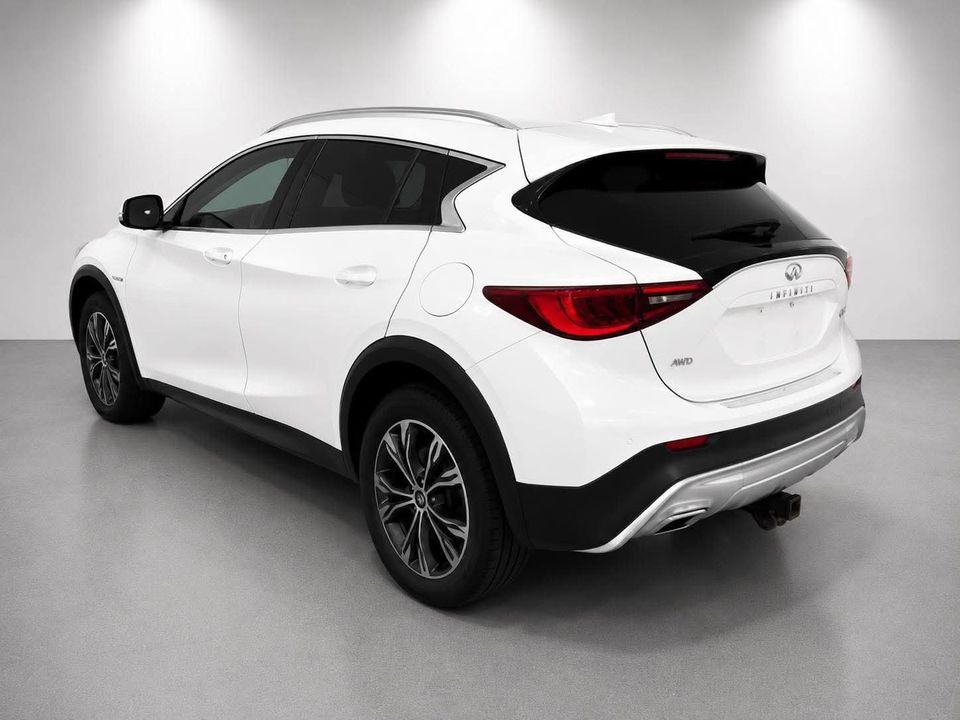 INFINITI QX30 2017 - Image 5