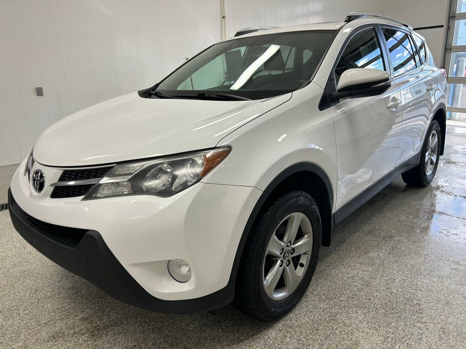 Toyota RAV4 2015 - Image 1