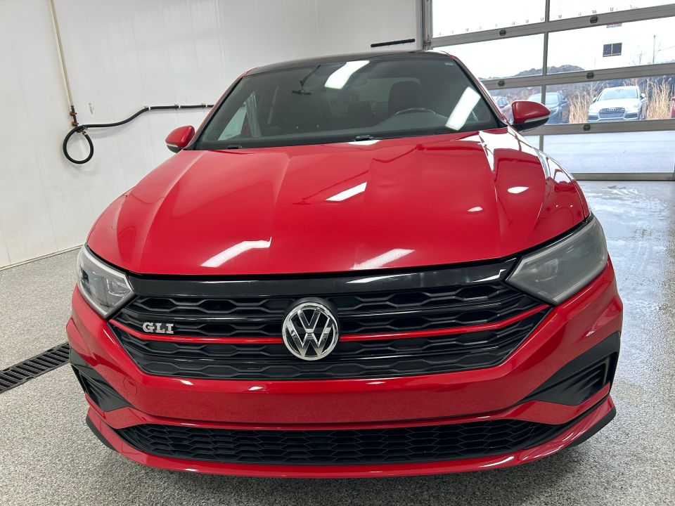 Volkswagen Jetta GLI 2019 - Image 8
