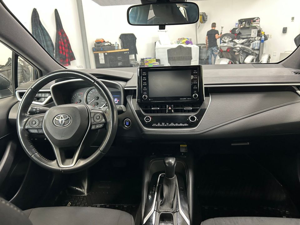 Toyota Corolla Hatchback 2020 - Image 15