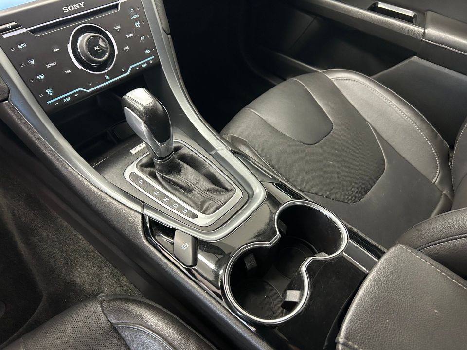 Ford Fusion 2015 - Image 11